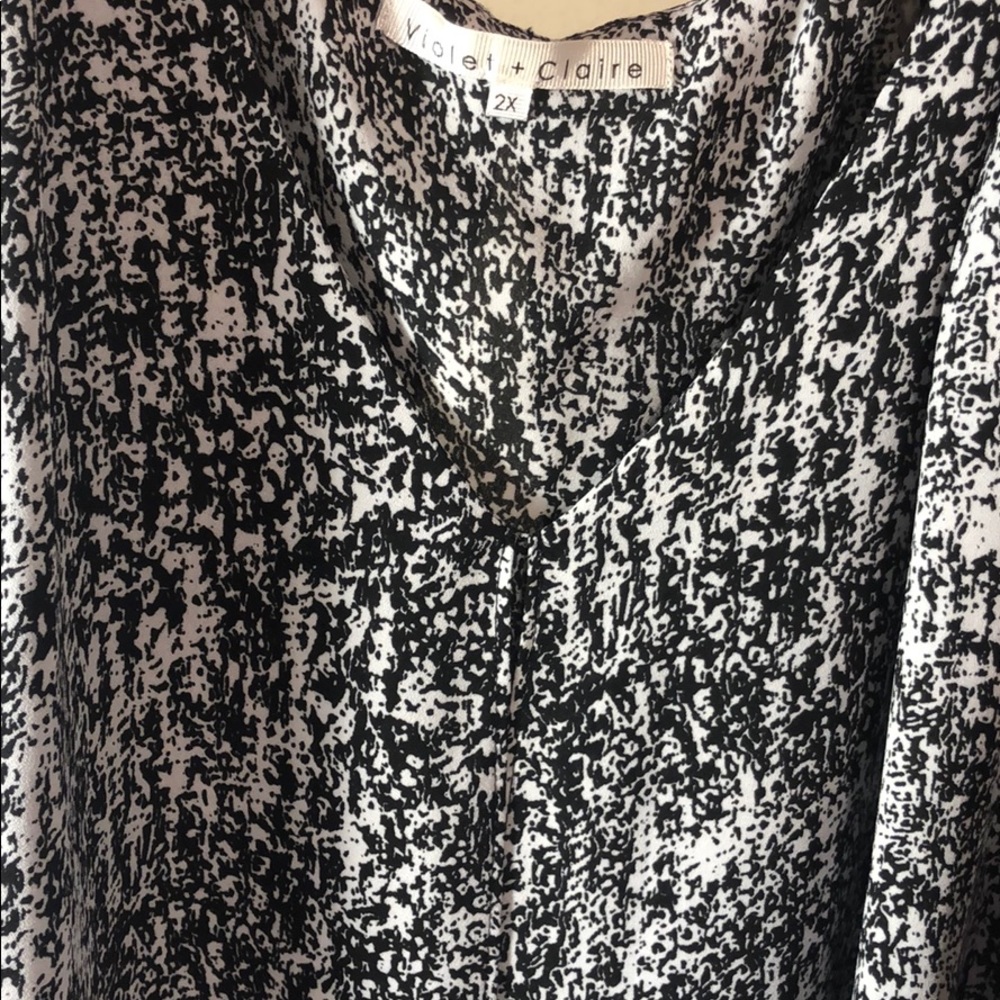 SLEEVELESS BLOUSE - Picture 3 of 3